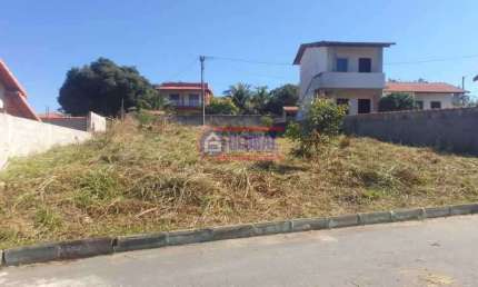 Terreno à venda na Rua Sessenta e Oito, Jacaroá, Maricá, 377 m2 por R$ 90.000
