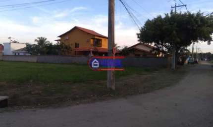 Terreno em condomínio fechado à venda na Rua Seis, São José do Imbassaí, Maricá, 360 m2 por R$ 110.000