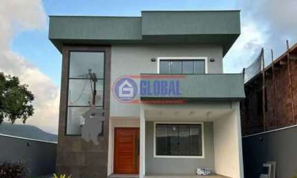 Casa em condomínio fechado com 2 quartos à venda na Estrada Vereador Oldemar Figueiredo, Ubatiba, Maricá, 121 m2 por R$ 550.000