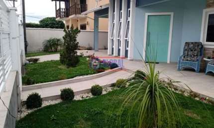 Casa em condomínio fechado com 3 quartos à venda na Rodovia Ernani do Amaral Peixoto, Flamengo, Maricá, 129 m2 por R$ 750.000