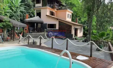 Casa em condomínio fechado com 5 quartos à venda na Rua Canagé, Recanto de Itaipuaçu, Maricá, 380 m2 por R$ 1.550.000