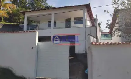 Casa em condomínio fechado com 3 quartos à venda na Rodovia Ernani do Amaral Peixoto, Flamengo, Maricá, 230 m2 por R$ 580.000