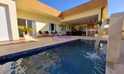 Casa em condomínio fechado com 4 quartos à venda na Rodovia Ernani do Amaral Peixoto, Flamengo, Maricá, 191 m2 por R$ 1.290.000