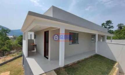 Casa com 2 quartos à venda na Rua Cinco, São José do Imbassaí, Maricá, 75 m2 por R$ 325.000