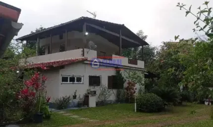 Casa com 3 quartos à venda na Rua José Leôncio de Oliveira, Vale da Figueira (Ponta Negra), Maricá, 200 m2 por R$ 575.000