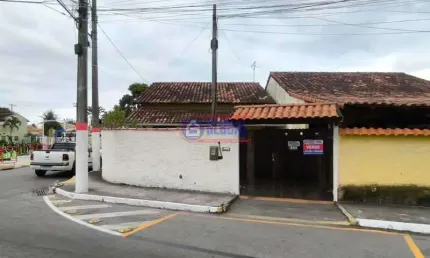Casa com 2 quartos à venda na rua doutor milton de souza pacheco, centro, maricá por r$ 585.000