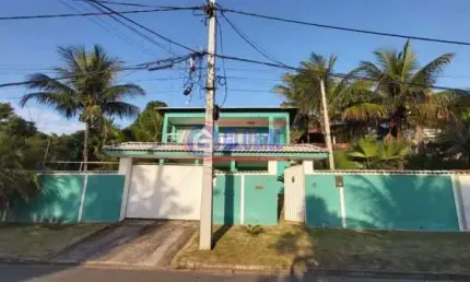 Casa com 3 quartos à venda na Rua Irineu Ferreira Pinto, Ponta Grossa, Maricá por R$ 1.370.000