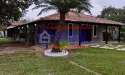 Chácara / sítio com 4 quartos à venda na Rua Vinte e Oito, Chácaras de Inoã (Inoã), Maricá por R$ 790.000