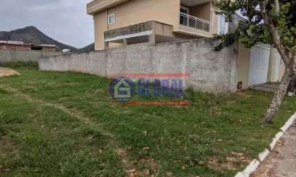 Terreno em condomínio fechado à venda na Rodovia Ernani do Amaral Peixoto, Inoã, Maricá, 360 m2 por R$ 140.000