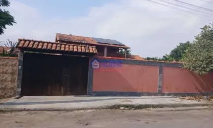 Casa com 4 quartos à venda na Rua São João, São José do Imbassaí, Maricá, 283 m2 por R$ 570.000