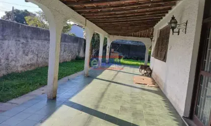 Casa com 3 quartos à venda na rua aloísio costa e silva, centro, maricá, 246 m2 por r$ 1.600.000