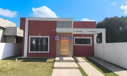 Casa em condomínio fechado com 3 quartos à venda na Estrada Vereador Oldemar Figueiredo, Ubatiba, Maricá, 100 m2 por R$ 450.000