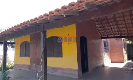 Casa com 2 quartos à venda na Avenida Guarujá, São José do Imbassaí, Maricá, 143 m2 por R$ 290.000
