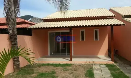 Casa com 3 quartos à venda na Rua Gerânio, Condado de Maricá, Maricá, 106 m2 por R$ 370.000