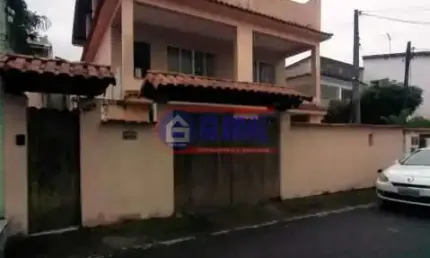 Casa com 4 quartos à venda na Rua José Custódio Soares, Centro, Maricá, 250 m2 por R$ 850.000