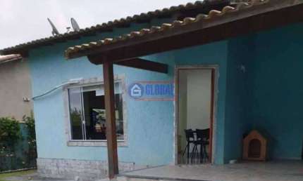 Casa em condomínio fechado com 3 quartos à venda na Rua Raul Alfredo de Andrade, Caxito, Maricá, 96 m2 por R$ 550.000