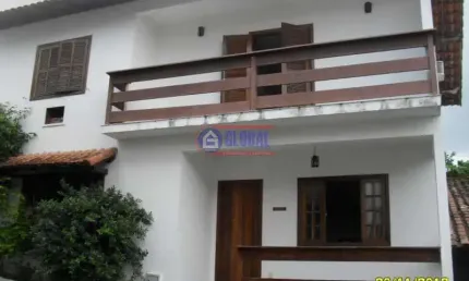 Casa em condomínio fechado com 4 quartos à venda na Estrada Velha de Maricá, Maria Paula, Niterói, 174 m2 por R$ 585.000
