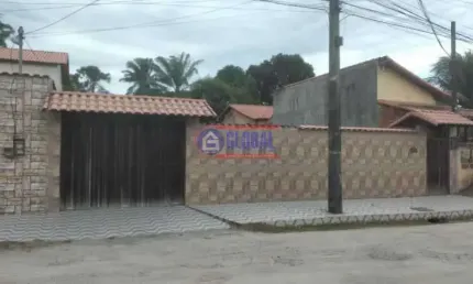 Terreno em condomínio fechado à venda na Rua Vinte e Um de Abril, São José do Imbassaí, Maricá, 360 m2 por R$ 130.000