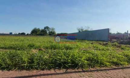 Terreno em condomínio fechado à venda na Rodovia Ernani do Amaral Peixoto, Flamengo, Maricá, 544 m2 por R$ 265.000