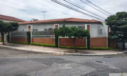 Parque jabaquara casa térrea isolada próxcimo aeroporto rua com segurança