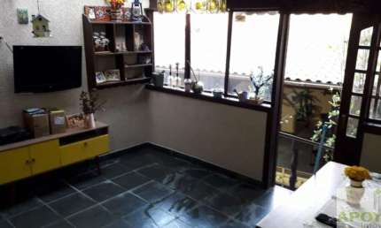 Jadim Ipe Capão Redondo TERRENO de 1.000 m2 com 4 casas + salão comercial