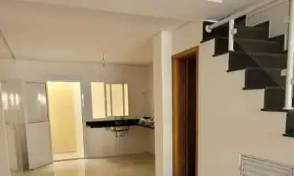Sobrado novo com 80m²  com 2 suítes e 1 vaga de garagem