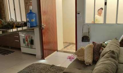 Casa com 03 dorm sendo 01 suíte, para venda em Itanhaém.