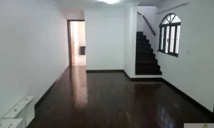 Casa com 03 dormitórios (sendo 02 suítes) para locação no jardim consorcio