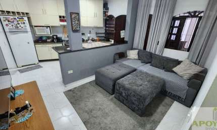 Campo Grande Sobrado no Jardim Sabara excelente localização