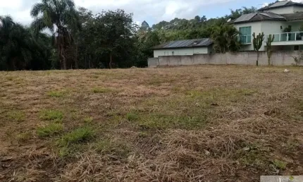 Itapecerica da Serra Terreno 1.522m² Projeto aprovado dentro de condominio fechado