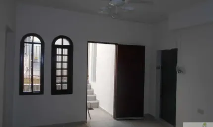 Casa com 2 quartos para alugar no Campo Grande, São Paulo 