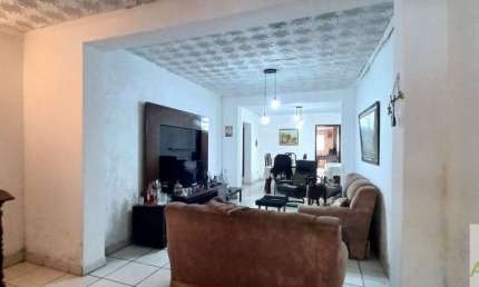 Casa Térrea com Terreno de 340 m² com 2 Frentes (Vila Emir)