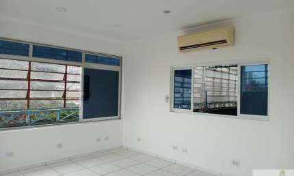 Prédio com 10 salas para alugar no Socorro, São Paulo 