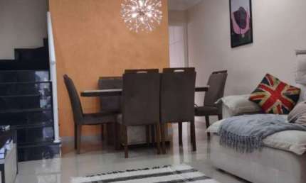 Campo Grande Jardim Sabara belíssimo Sobrado excelente localização