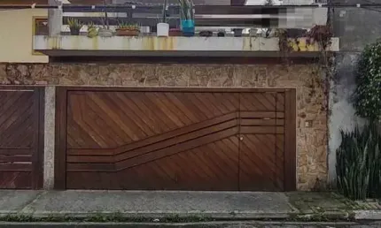 Campo Grande Jd Sabara belíssimo sobrado excelente localização