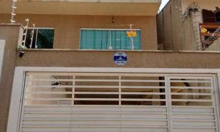 Campo Grande belíssimo sobrado ótimo local. aceita permuta apartamento menor valor