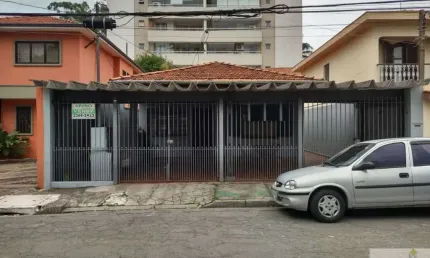 Casa térrea + Terreno de 10x25 no Itaim / Cidade Manções