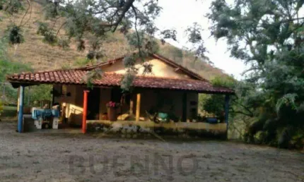 Chácara para venda com 64 mil metros quadrados com 3 quartos,piscina pasto,pomar e muita natureza.
