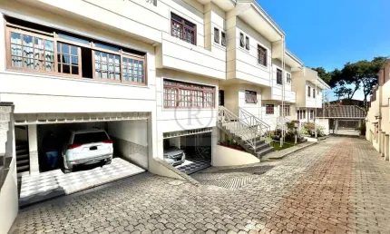 Sobrados triplex, 207m² 5 dormitórios sendo 2 suítes, 2 vagas, cond. Fechado Jd. Social. Apenas R$ 985 mil.Aproveite!!