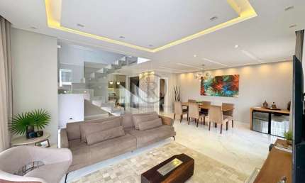 Residência 3 suítes, 6 vagas em condomínio de alto padrão no Uberaba. Arquitetura moderna. Luxo e sofisticação e uma vista espetacular do pôr do Sol.