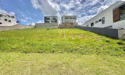 Terreno em condomínio fechado à venda na Rua Cambuí, 240, Alphaville, Juiz de Fora por R$ 329.000