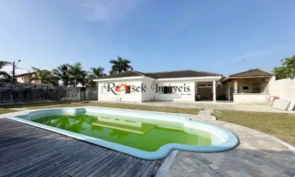 Casa com 3 dorms, Jardim Jamaica, Itanhaém - R$ 550 mil, Cod: 1803