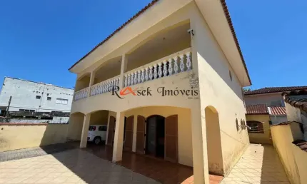 Sobrado com 5 quartos, Centro, Itanhaém - R$ 850 mil, Cod: 2138