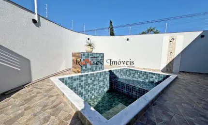 Casa com 3 quartos, Jardim das Palmeiras, Itanhaém - R$ 750 mil, Cod: 2206