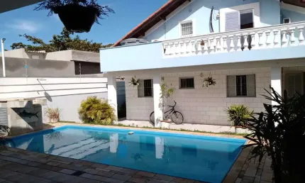 Casa com 6 quartos, Jardim Grandesp, Itanhaém - R$ 580 mil, Cod: 532