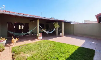 Casa com 4 dorms, Bopiranga, Itanhaém - R$ 430 mil, Cod: 566