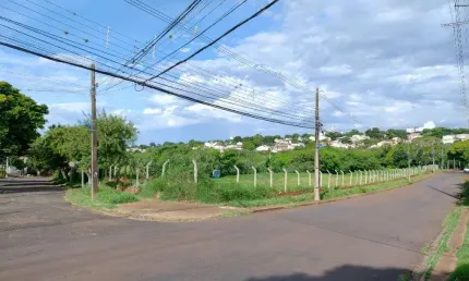 Terreno à venda em Maringá, Jardim Montreal, com 3850 m²