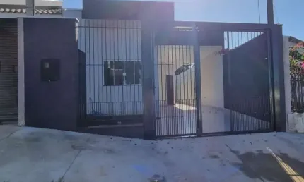 Casa à venda em Maringá, Conjunto Residencial Rodolpho Bernardi, com 3 quartos, com 98.56 m²
