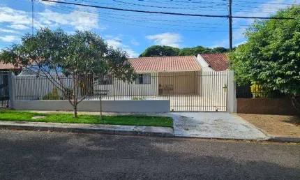 Casa à venda em Maringá, Conjunto Habitacional Requião, com 3 quartos, com 101.58 m²