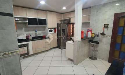 Casa com 4 quartos à venda na Rua Pereira Frazão, Vila Valqueire, Rio de Janeiro, 233 m2 por R$ 680.000